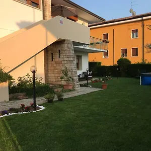Il Sole E La Luna In Garda Bed & Breakfast Garda (Verona)